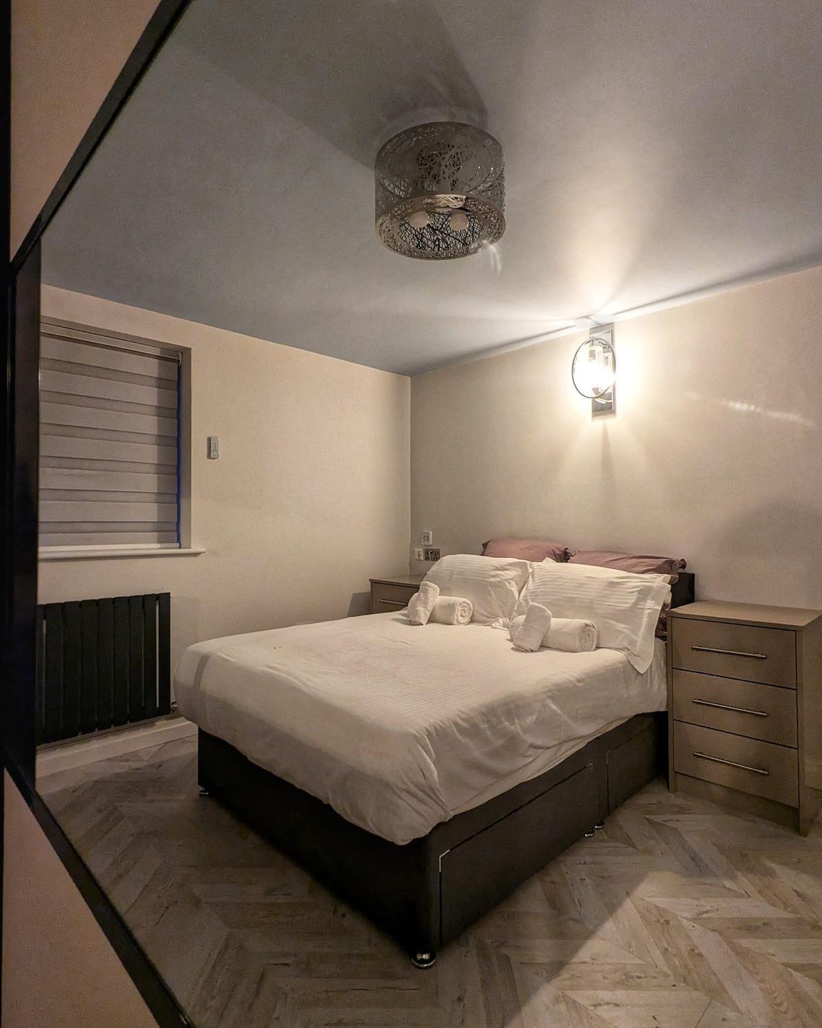 Beautiful 5 Bedroom Home Sleeps 12 People In Manchester Exterior photo